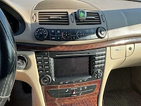 2004 mercedes e220 cdi - afbeelding 8 van  33