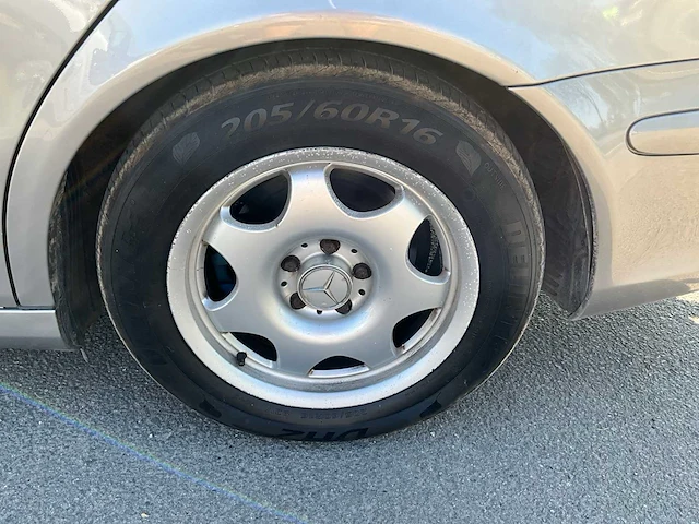 2004 mercedes e220 cdi - afbeelding 17 van  33