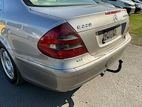 2004 mercedes e220 cdi - afbeelding 18 van  33