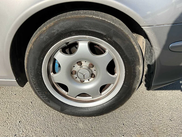 2004 mercedes e220 cdi - afbeelding 22 van  33