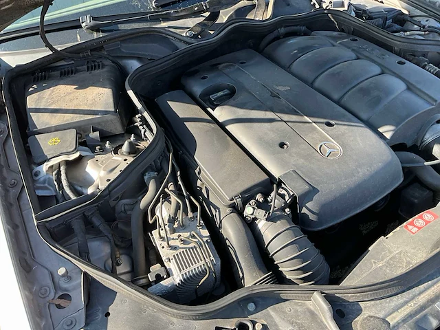 2004 mercedes e220 cdi - afbeelding 25 van  33