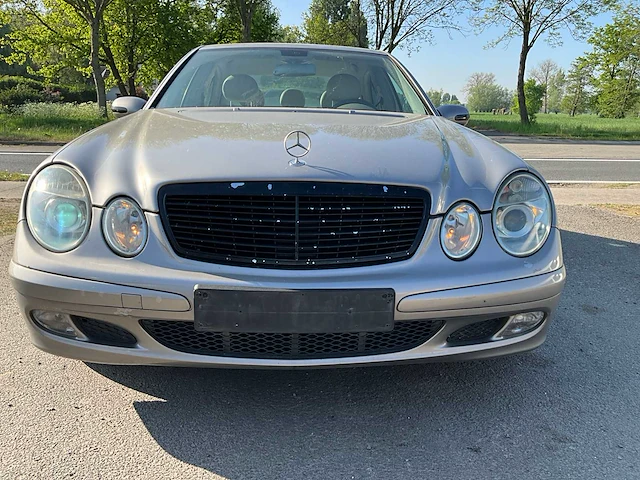 2004 mercedes e220 cdi - afbeelding 32 van  33