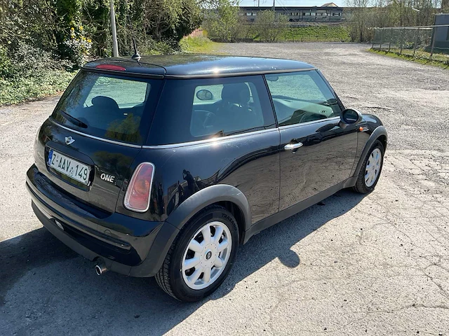 2004 mini cooper benzine - afbeelding 7 van  17