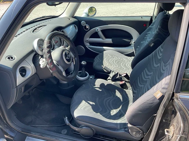 2004 mini cooper benzine - afbeelding 15 van  17
