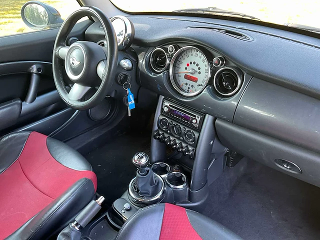 2004 mini cooper - afbeelding 25 van  37