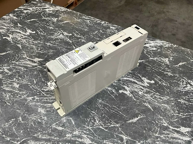 2004 mitsubishi mds-a-cr-10 power-supply - afbeelding 1 van  6