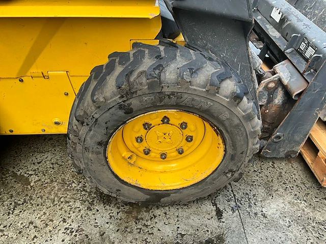 2004 new holland ls 170 schranklader - afbeelding 5 van  31