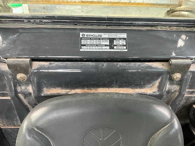 2004 new holland ls 170 schranklader - afbeelding 13 van  31