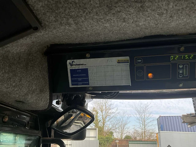 2004 new holland ls 170 schranklader - afbeelding 17 van  31