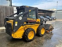 2004 new holland ls 170 schranklader - afbeelding 29 van  31
