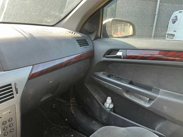 2004 opel astra - afbeelding 8 van  31