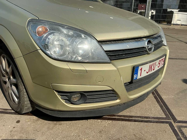 2004 opel astra - afbeelding 18 van  31