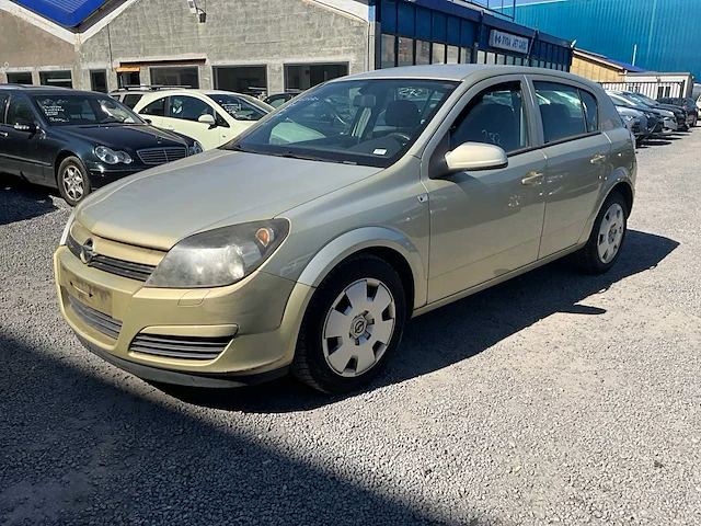 2004 opel astra - afbeelding 1 van  36