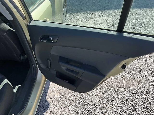 2004 opel astra - afbeelding 17 van  36