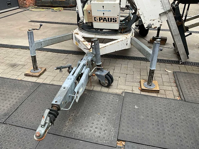 2004 paus ladderlift op zelfrijdend onderstel - afbeelding 2 van  29