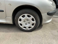 2004 peugeot 206 personenauto - afbeelding 4 van  39