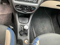 2004 peugeot 206 personenauto - afbeelding 20 van  39