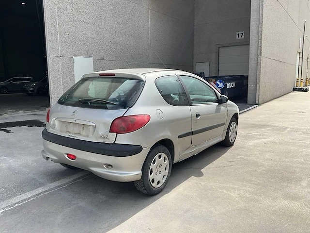 2004 peugeot 206 personenauto - afbeelding 36 van  39