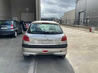 2004 peugeot 206 personenauto - afbeelding 37 van  39