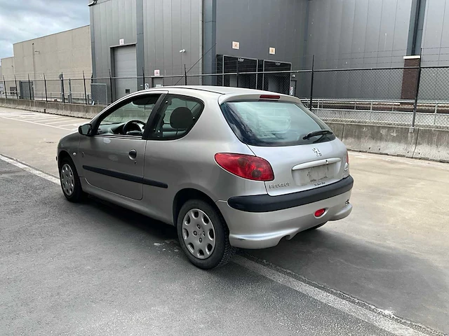 2004 peugeot 206 personenauto - afbeelding 38 van  39