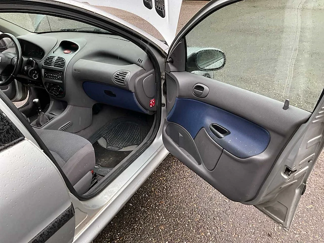 2004 peugeot break 206 hdi - afbeelding 8 van  25