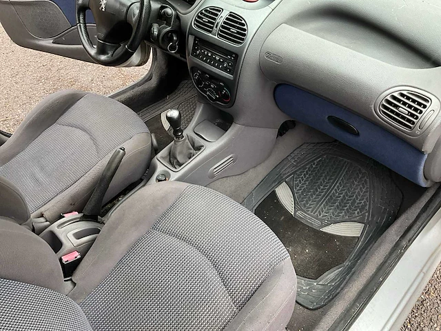 2004 peugeot break 206 hdi - afbeelding 9 van  25