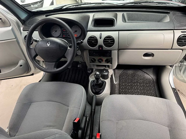 2004 renault kangoo 1.5 diesel - afbeelding 9 van  26