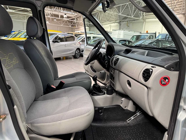 2004 renault kangoo 1.5 diesel - afbeelding 10 van  26