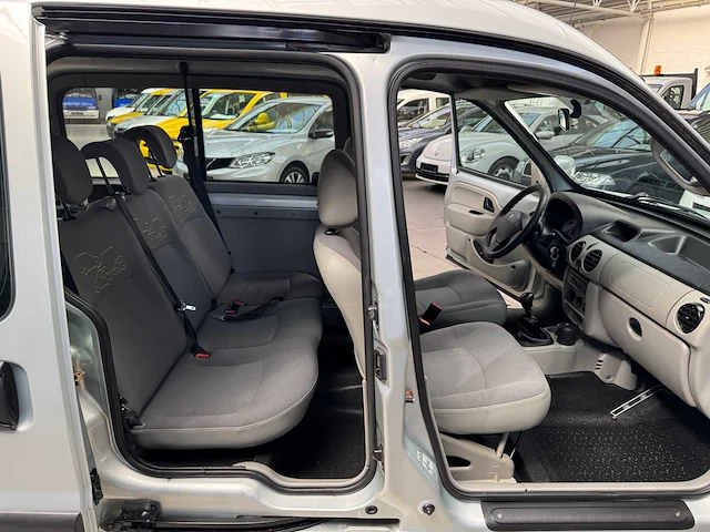 2004 renault kangoo 1.5 diesel - afbeelding 11 van  26