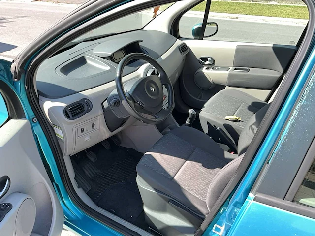 2004 renault modus personenauto - afbeelding 13 van  48