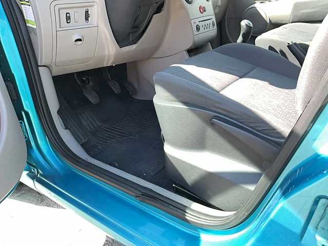 2004 renault modus personenauto - afbeelding 17 van  48