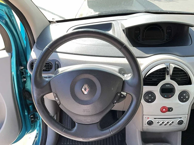 2004 renault modus personenauto - afbeelding 19 van  48