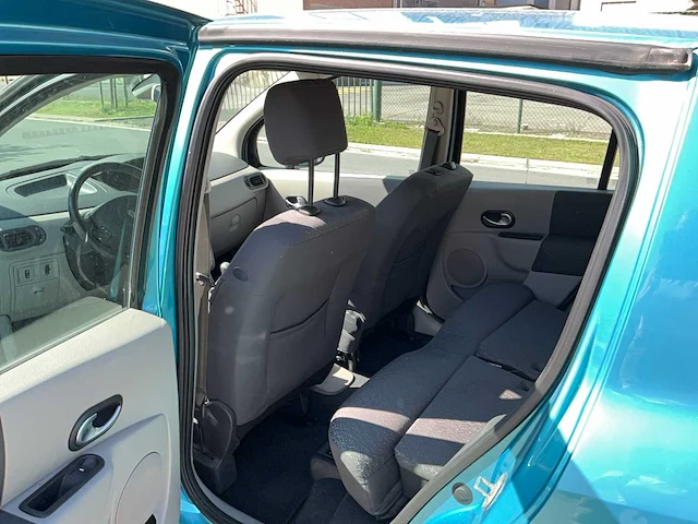 2004 renault modus personenauto - afbeelding 31 van  48
