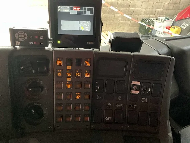 2004 scania 94g 300 cp28 - gb4x2/5 4x2 brandweerwagen - afbeelding 3 van  57