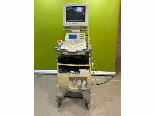 2004 siemens sonoline g50 echografietoestel - afbeelding 1 van  10
