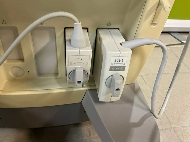 2004 siemens sonoline g50 echografietoestel - afbeelding 9 van  10