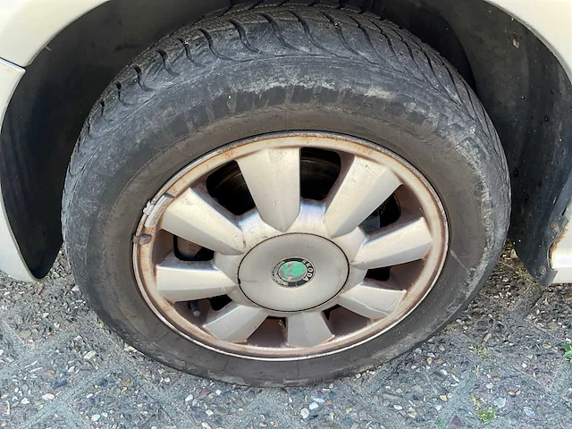 2004 skoda fabia break personenauto - afbeelding 15 van  33