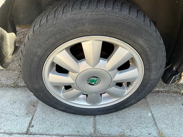 2004 skoda fabia break personenauto - afbeelding 19 van  33