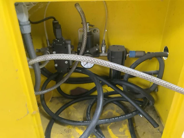 2004 tecna 4620 n puntlasmachine - afbeelding 9 van  10