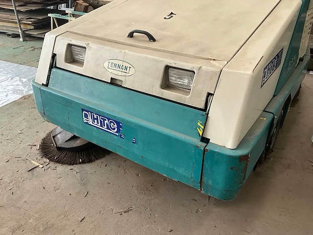 2004 tennat veegmachine - afbeelding 3 van  8