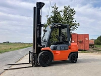2004 toyota 02-7fdjf35 vorkheftruck - afbeelding 1 van  56