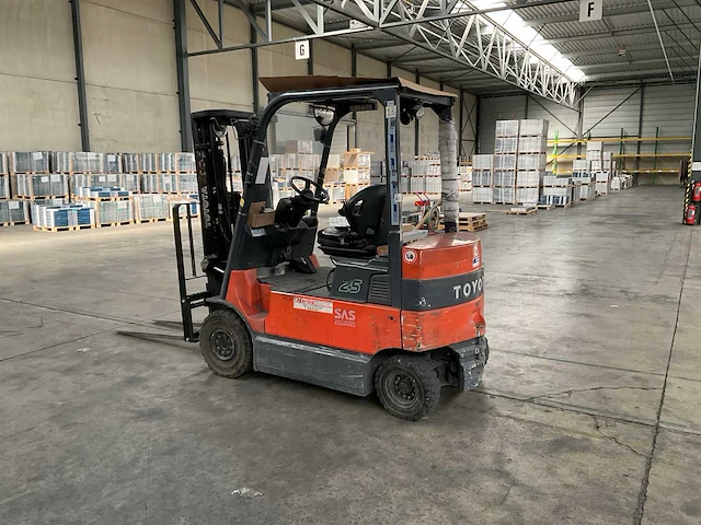2004 toyota 7fbmf25 vorkheftruck - afbeelding 13 van  19