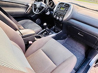 2004 toyota rav4 - afbeelding 3 van  16