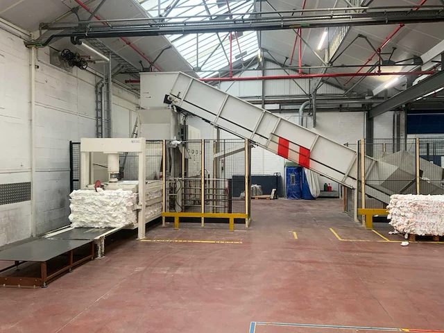 2004 valvan c40d1000 automatische afval- balenpers gebouw 2 - afbeelding 8 van  14