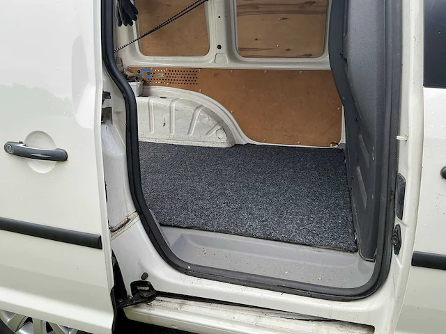 2004 volkswagen caddy 3 sdi lichte vrachtwagen - afbeelding 17 van  38