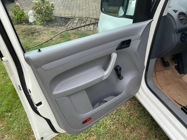 2004 volkswagen caddy 3 sdi lichte vrachtwagen - afbeelding 31 van  38