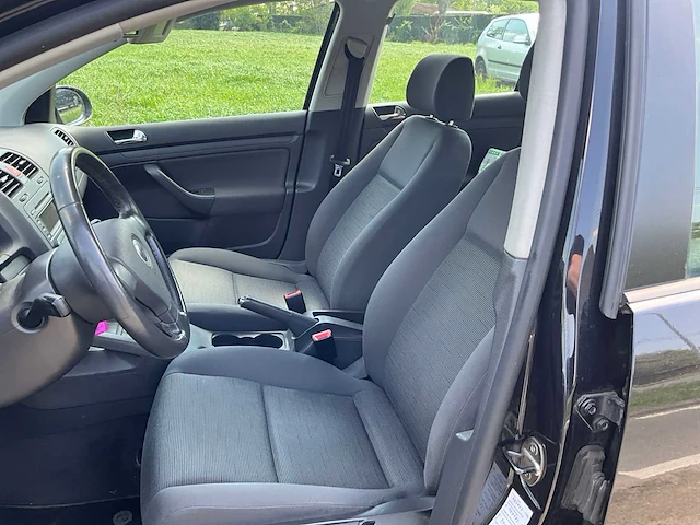 2004 volkswagen golf 1.9 tdi personenauto's - afbeelding 2 van  28