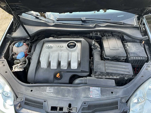 2004 volkswagen golf 1.9 tdi personenauto's - afbeelding 16 van  28