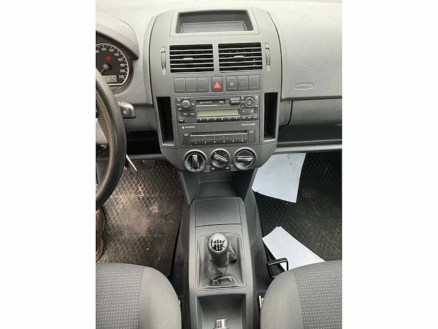 2004 volkswagen polo personenauto - afbeelding 6 van  24