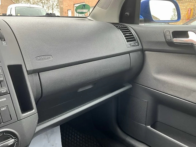 2004 volkswagen polo personenauto - afbeelding 7 van  24